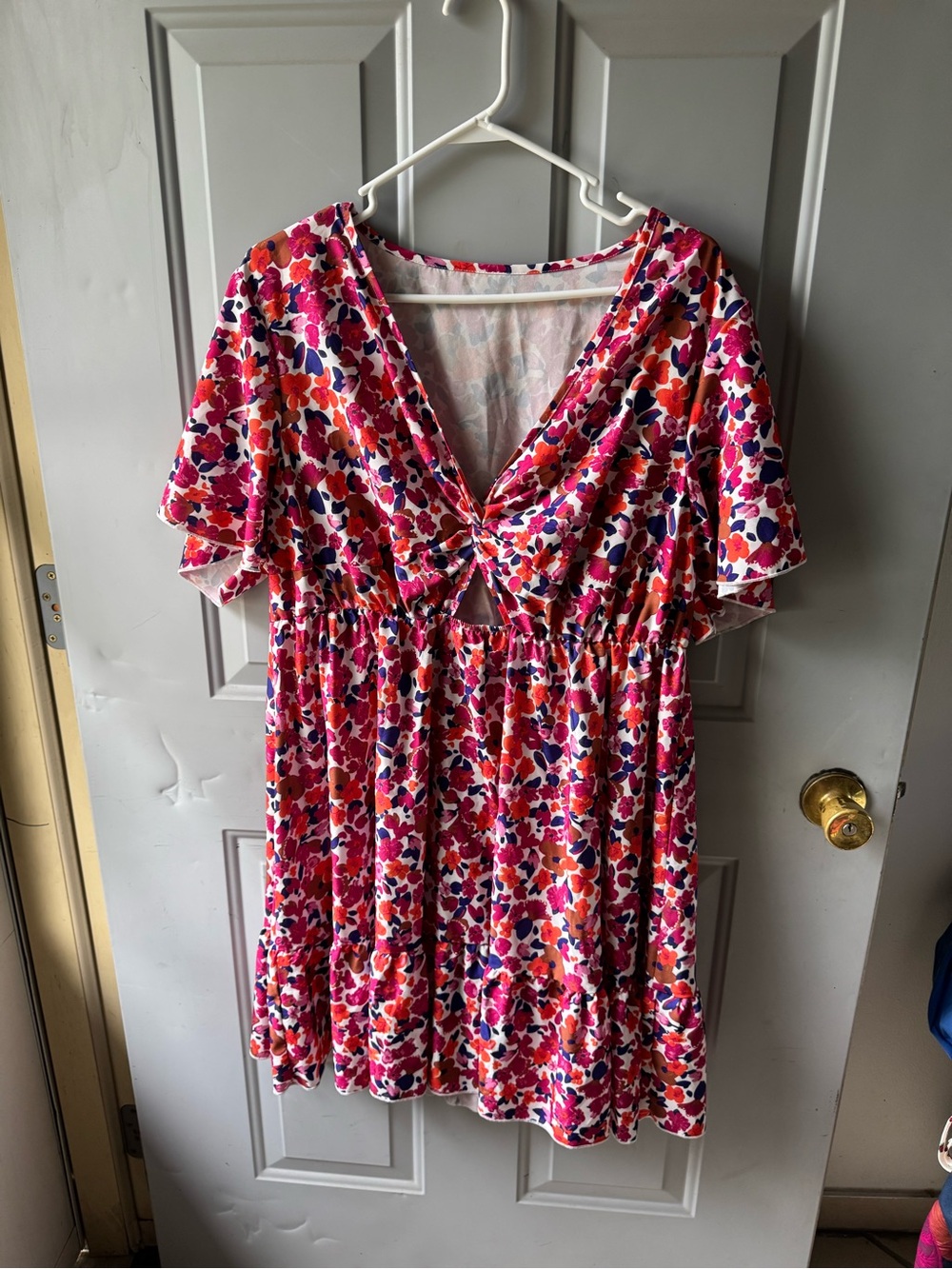 Women’s Pink Floral Tie-Front Dress